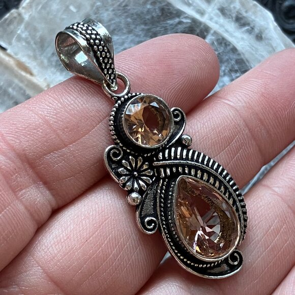 Floral and Fern Morganite Gem Pendant Crystal Stone Jewelry - Picture 3 of 8